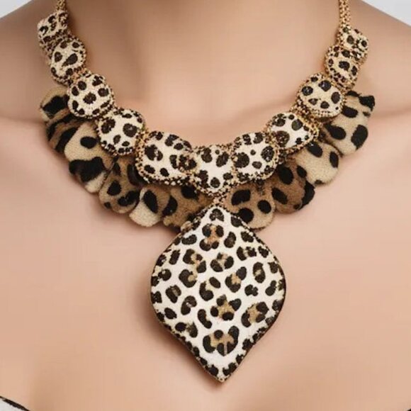 Leopard Print Jewelry Set, Sexy Leopard Necklace & Earrings - Picture 4 of 5